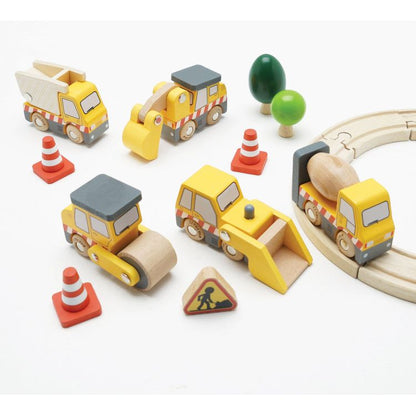 7 Piece Wood Construction Toy Cars, Trucks & Diggers Set