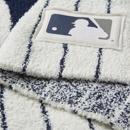 CozyChic New York Yankees Stroller Blanket - 30"x40"