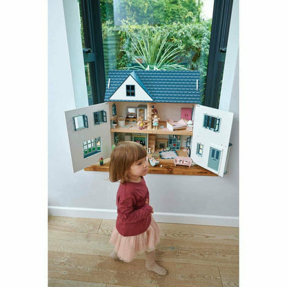 Dovetail Dollhouse
