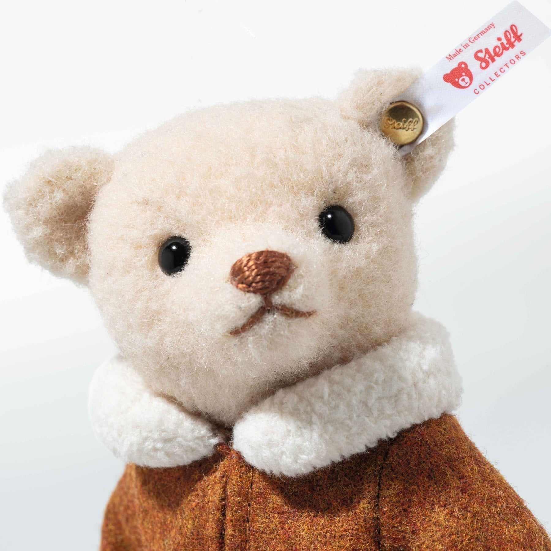 Limited Edition Mama Teddy Bear and Cub Plush on the Holly Express