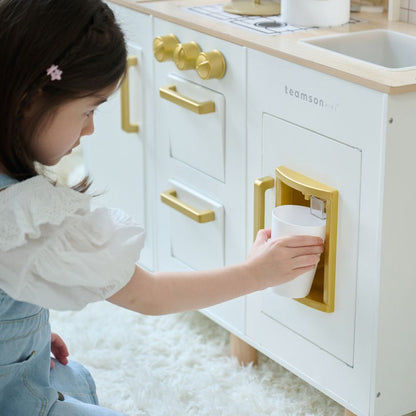 Little Chef Hampton Wooden Play Kitchen with Ice Dispenser & Sink - White