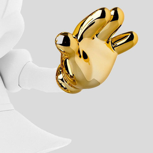 Minnie Mouse 12" Welcome Studio Figurine - White & Gold