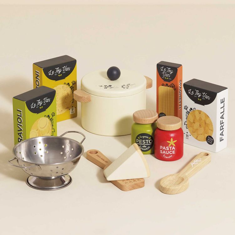 Organic Wooden Pasta Set - 12 Pieces
