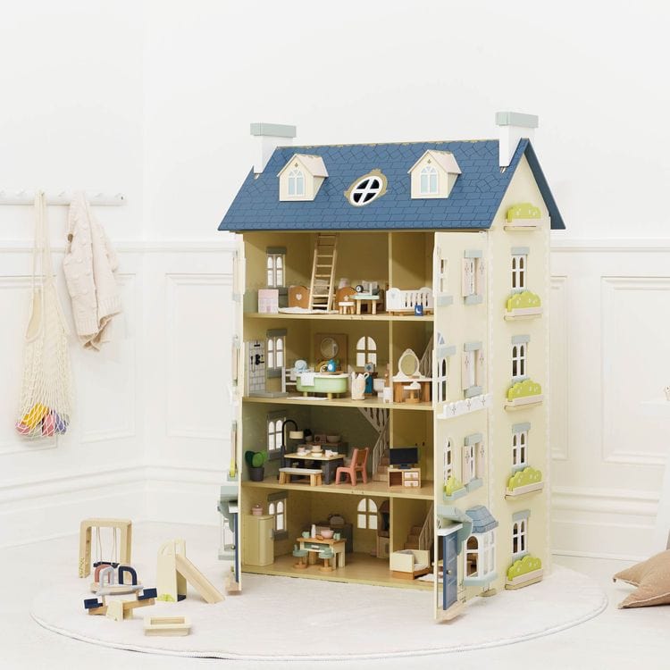 Palace Wooden Dollhouse