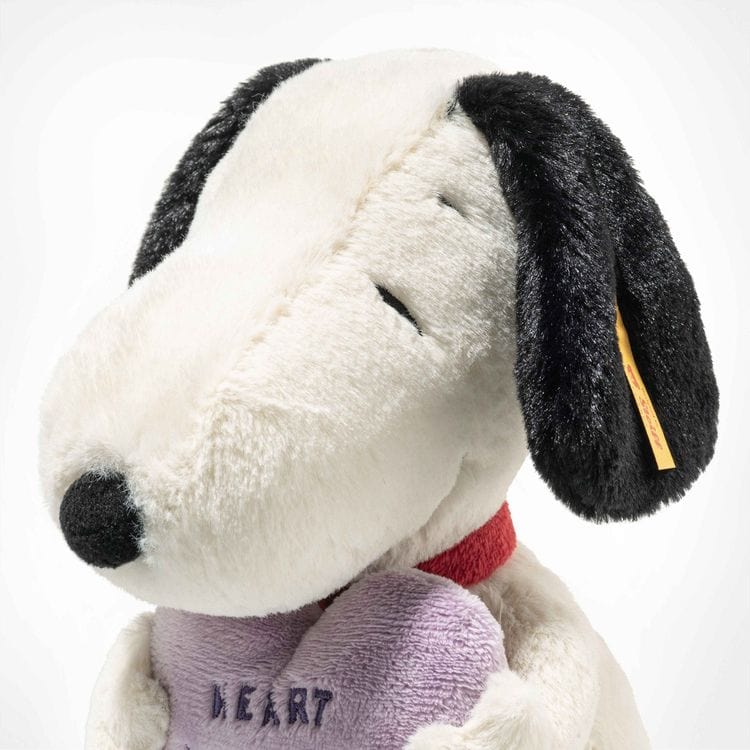 Snoopy Heartbreakers Club