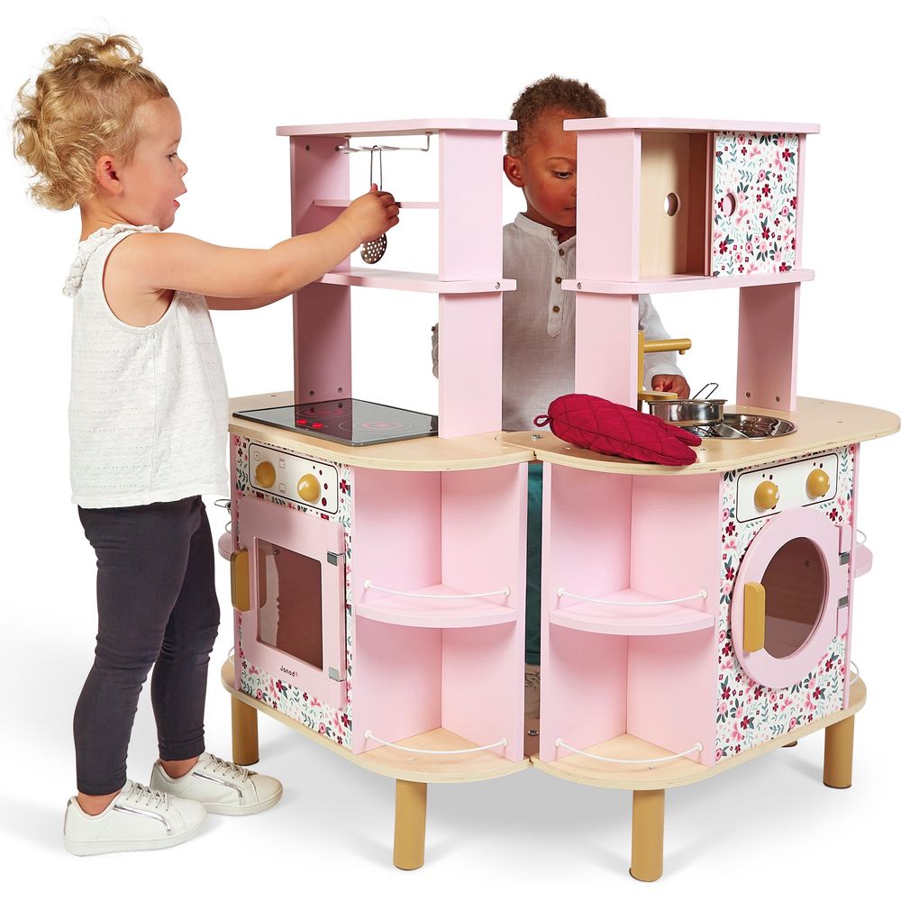 Twist Cooker Expanding Kitchen
