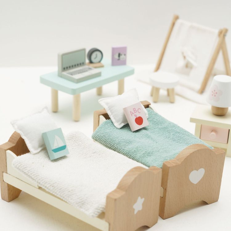 Wooden Dollhouse 24 Piece Child's Bedroom Furniture Set